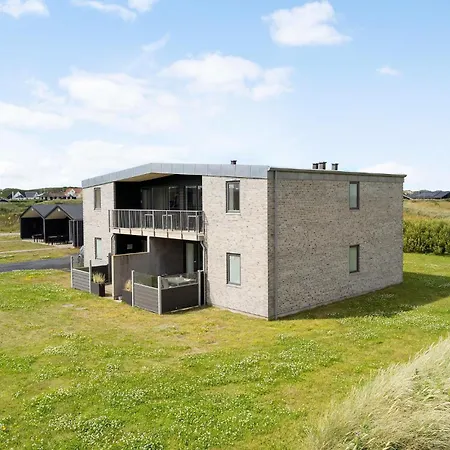 2 Bedroom Cozy In Ringkobing Hébergement de vacances